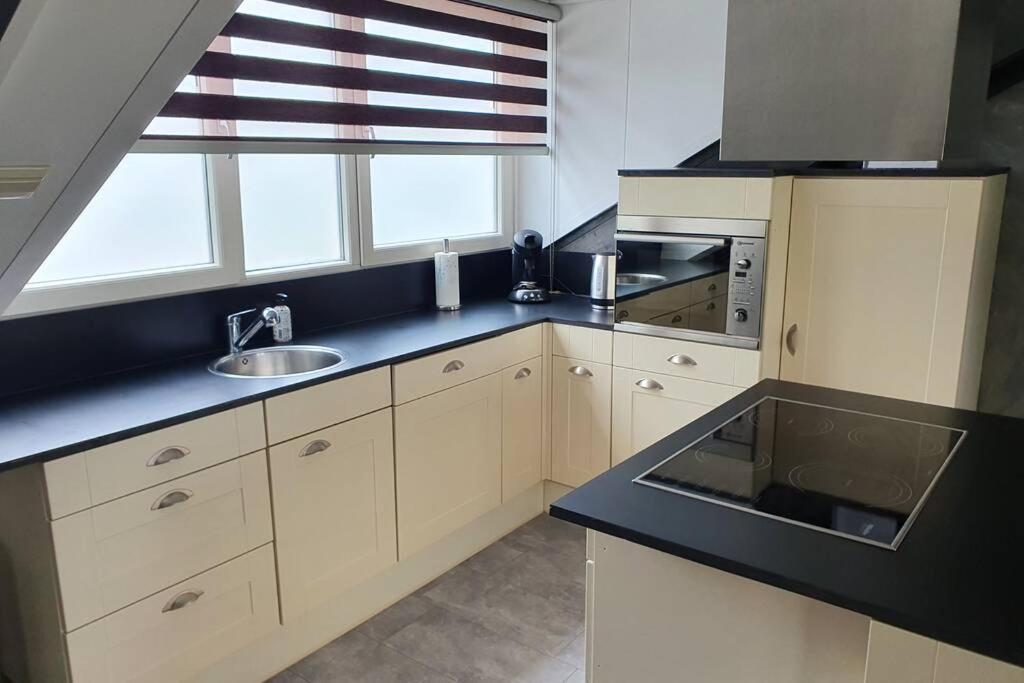 Vrijstaand / Landelijk Appartement Met Uitzicht! De Wijk Exterior foto